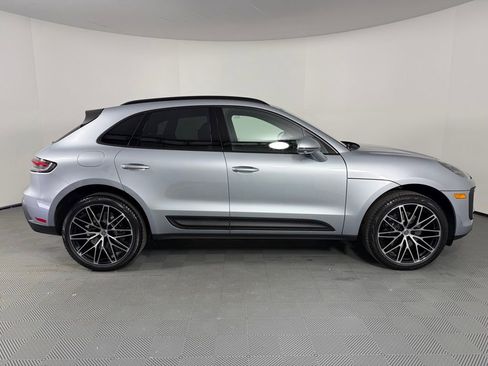 New 2026 Porsche Macan AWD/4WD image 8