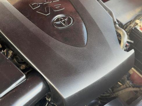 Used 2017 Toyota Tacoma TRD Sport w/ Tow Package (A/T) image 34