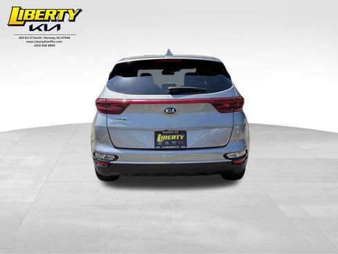 Used 2020 Kia Sportage LX AWD/4WD image 6