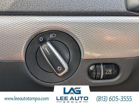 Used 2016 Volkswagen Jetta SE FWD image 9