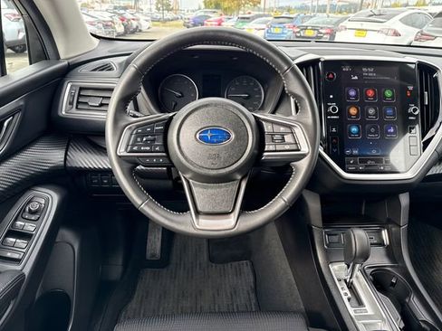 Used 2025 Subaru Ascent Premium AWD/4WD image 18
