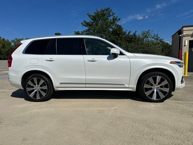 Certified 2023 Volvo XC90 B6 Ultimate w/ Protection Package AWD/4WD image 10