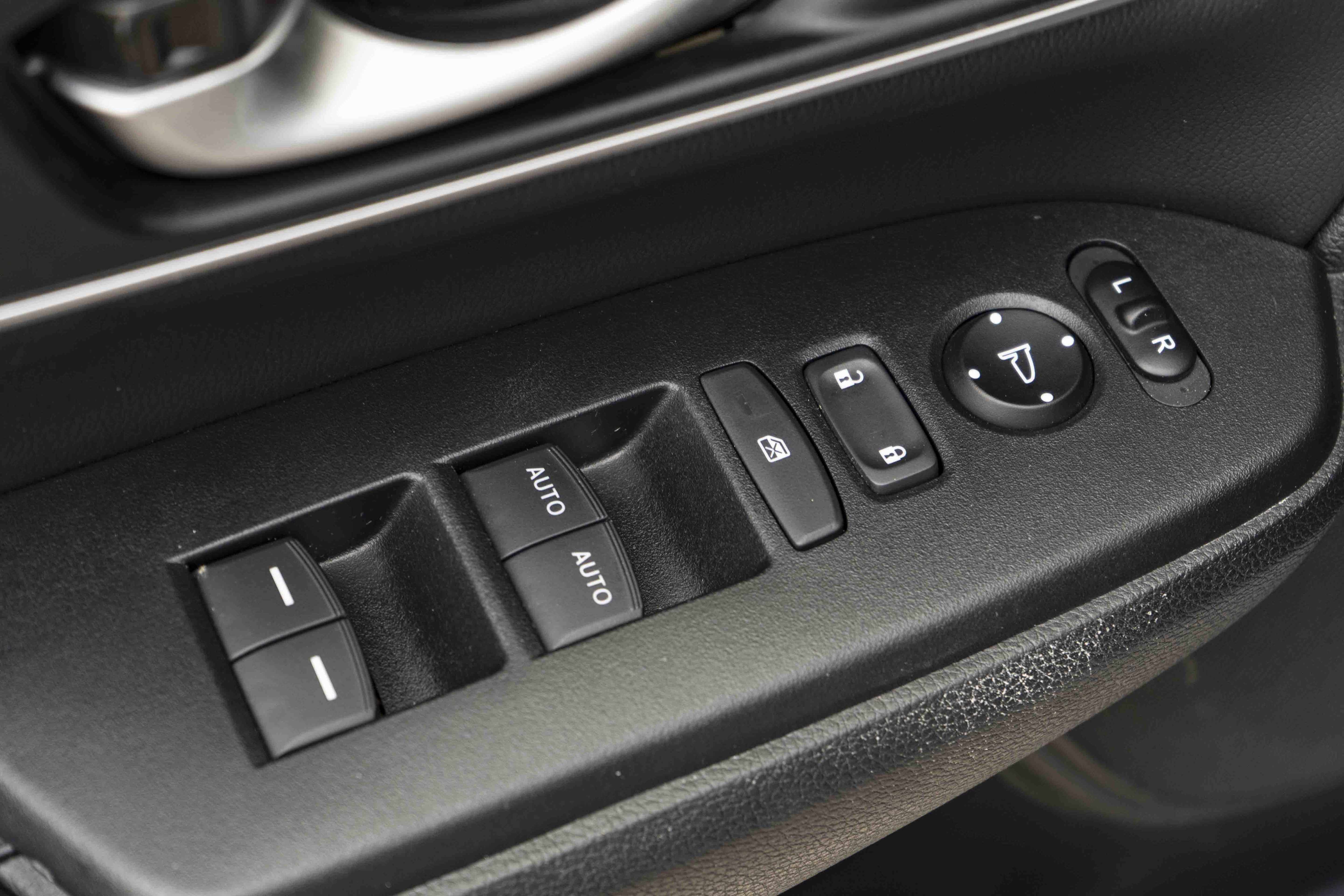 Used 2021 Honda CR-V EX-L image 37