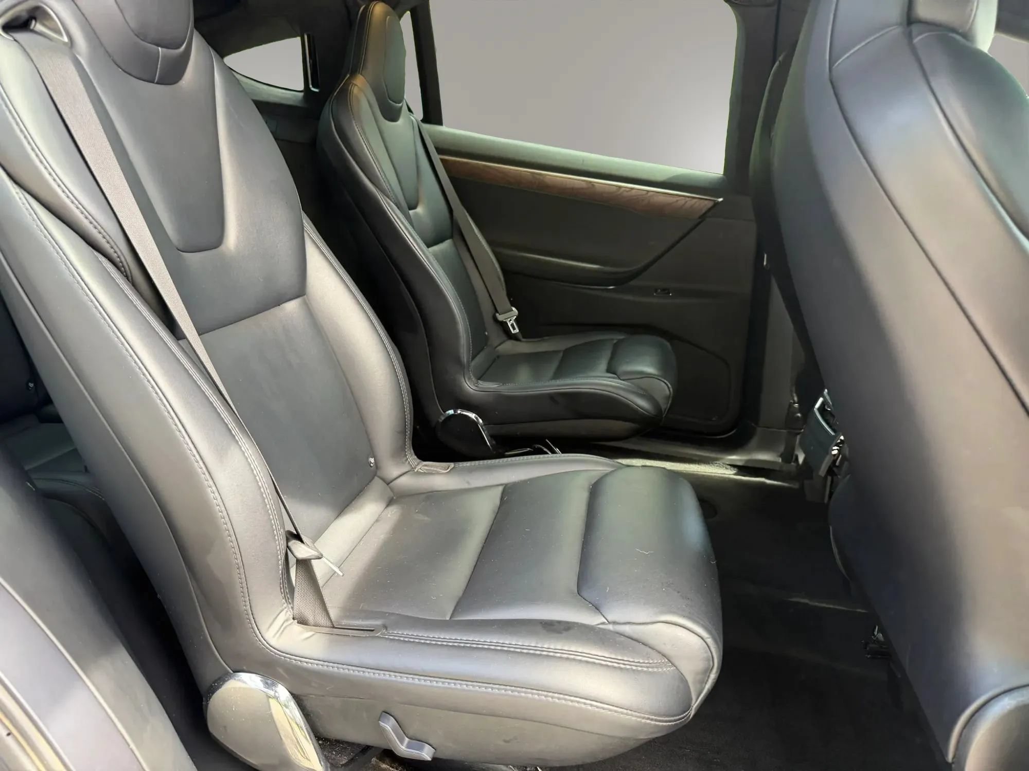 Used 2018 Tesla Model X 75D AWD/4WD image 18