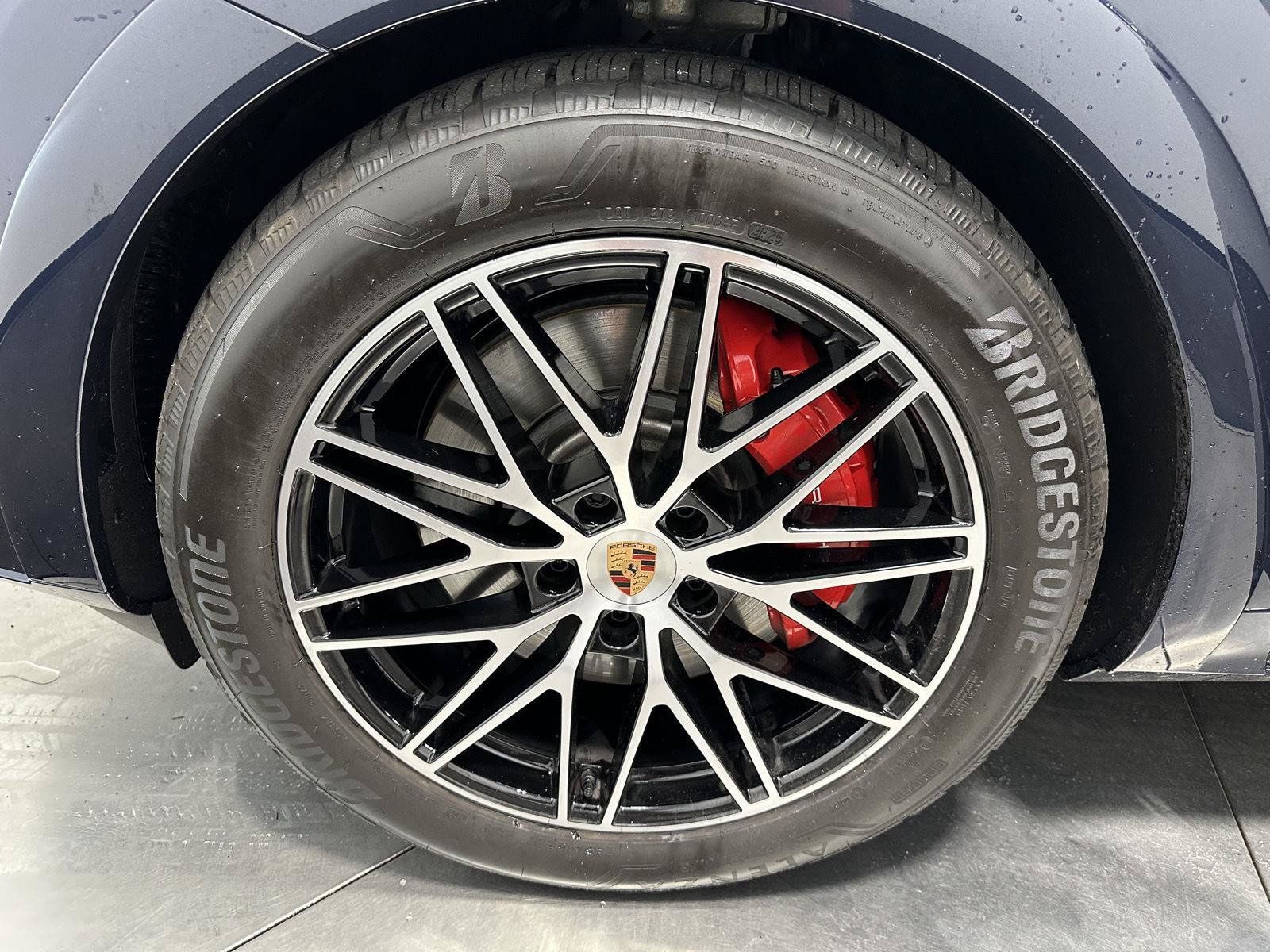 Certified 2026 Porsche Cayenne S AWD/4WD image 10
