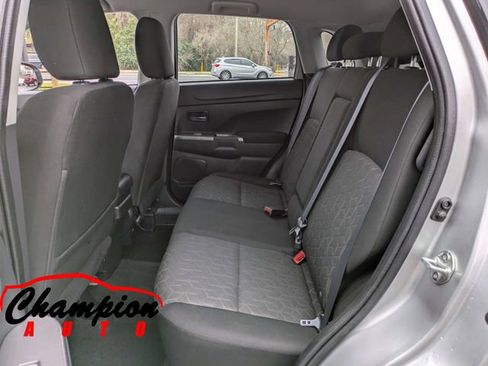 Used 2021 Mitsubishi Outlander Sport SE image 18