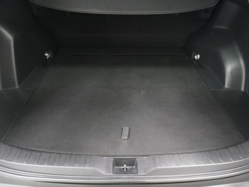 Used 2021 Toyota RAV4 XLE Premium FWD image 27