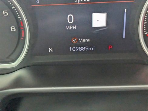 Used 2019 Chevrolet Silverado 1500 High Country image 24