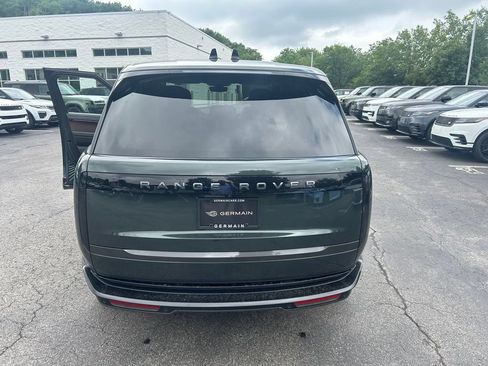 Certified 2025 Land Rover Range Rover SE AWD/4WD image 10