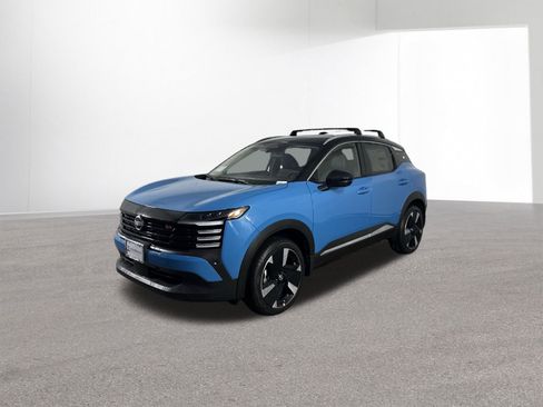 New 2026 Nissan Kicks SR w/ Cold Weather Package image 24