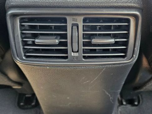 Used 2020 Nissan Rogue SL w/ Premium Package AWD/4WD image 11