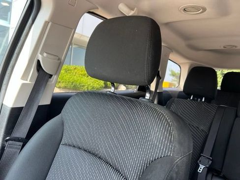 Used 2020 Dodge Journey SE w/ SE Popular Equipment Group FWD image 19
