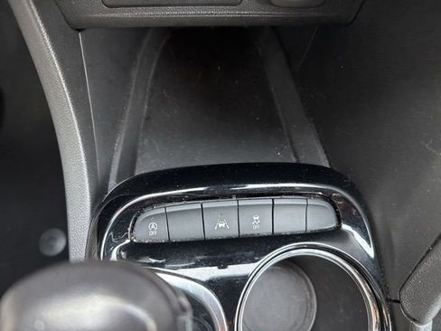 Certified 2023 Buick Encore GX Select image 19