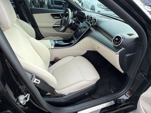 Used 2023 Mercedes-Benz C 300 Sedan image 19