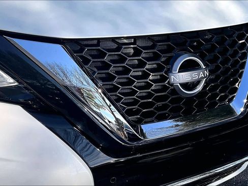 Used 2023 Nissan Murano SL w/ Cargo Package image 29