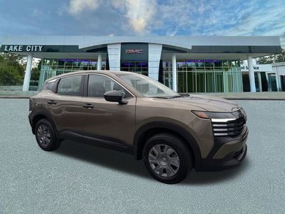 Used 2025 Nissan Kicks S