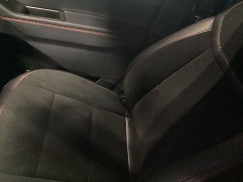 Certified 2025 Ford Explorer ST image 15