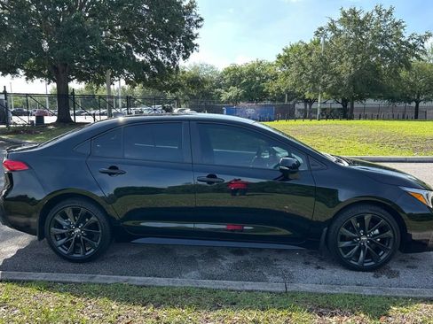 Used 2025 Toyota Corolla SE image 6