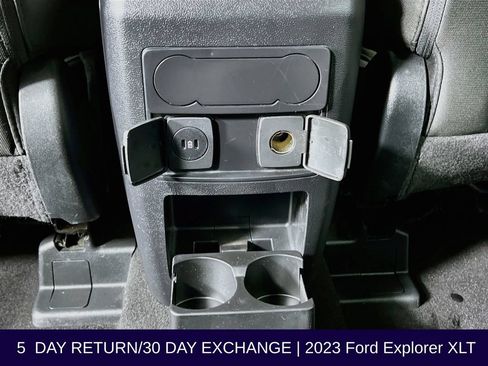 Used 2023 Ford Explorer XLT AWD/4WD image 29