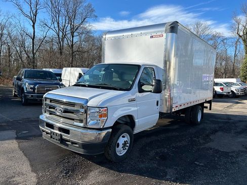 New 2026 Ford E-450 and Econoline 450 Super Duty w/ Driver's Safety Package image 1
