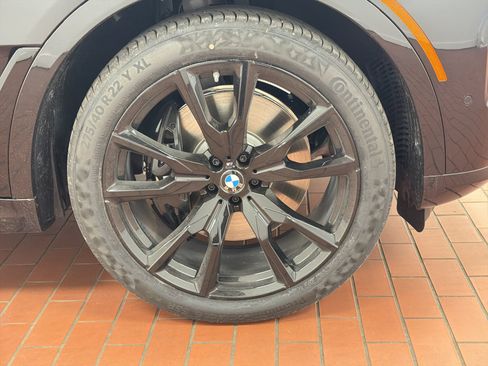 Used 2026 BMW X7 xDrive40i w/ M Sport Package AWD/4WD image 11