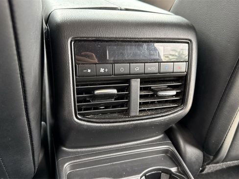 Used 2022 MAZDA CX-9 Touring Plus image 38