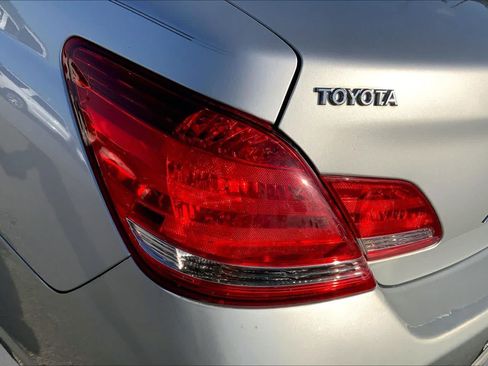 Used 2006 Toyota Avalon XLS FWD image 25