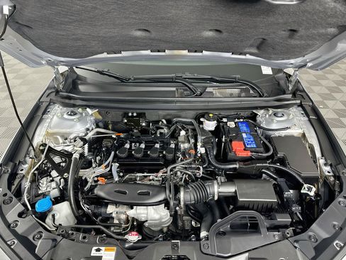 Used 2025 Honda Accord SE image 32