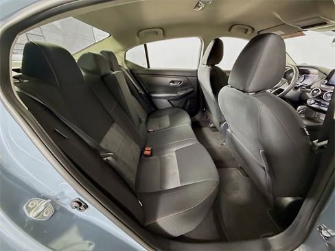 Certified 2025 Nissan Sentra SR image 28