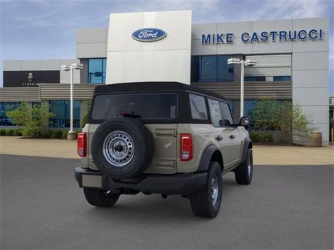 New 2025 Ford Bronco 4-Door image 8