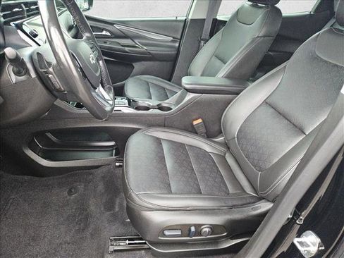 Used 2023 Chevrolet Bolt LT w/ Infotainment Package image 22