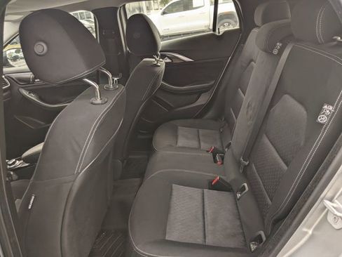 Used 2018 INFINITI QX30 Base image 8