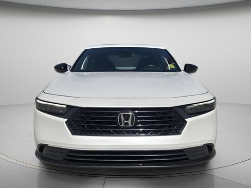 Used 2024 Honda Accord Sport image 5