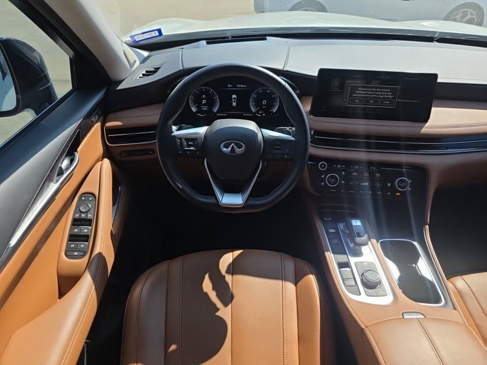 Used 2023 INFINITI QX60 Sensory w/ Vision Package AWD/4WD image 5