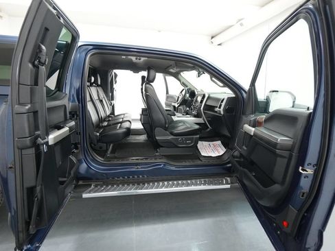Used 2018 Ford F150 Lariat w/ Equipment Group 501A Mid AWD/4WD image 30