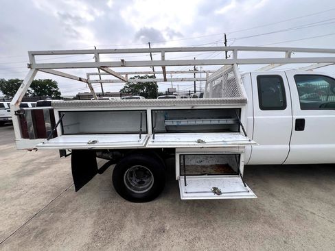 Used 2001 Ford F350 XL image 48