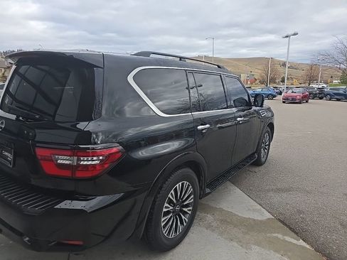 Used 2021 Nissan Armada SL w/ Midnight Edition Package image 6