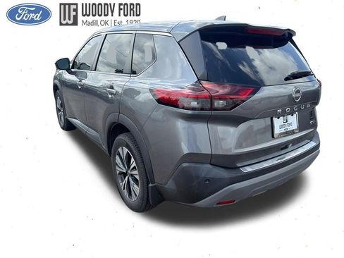 Used 2022 Nissan Rogue SV FWD image 3