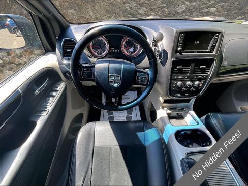 Used 2018 Dodge Grand Caravan SXT FWD image 5
