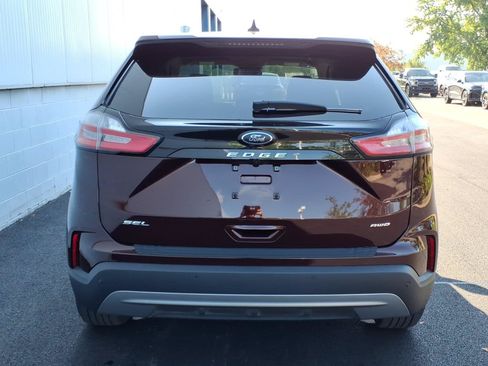 Certified 2023 Ford Edge SEL w/ Convenience Package AWD/4WD image 5
