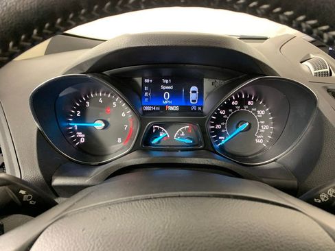 Certified 2018 Ford Escape SE w/ SE Sport Appearance Package AWD/4WD image 18