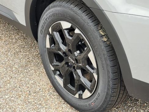 New 2026 Kia Sorento S FWD image 5