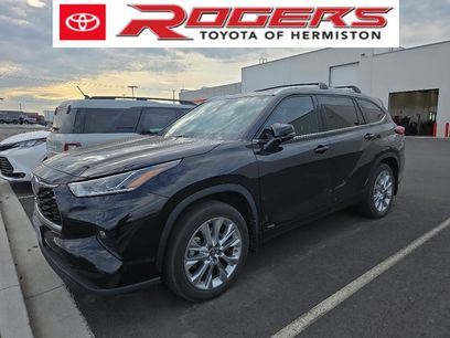Used 2023 Toyota Highlander Limited