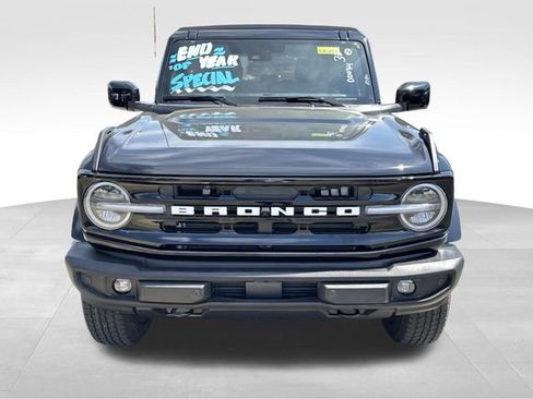 New 2026 Ford Bronco Outer Banks AWD/4WD image 2