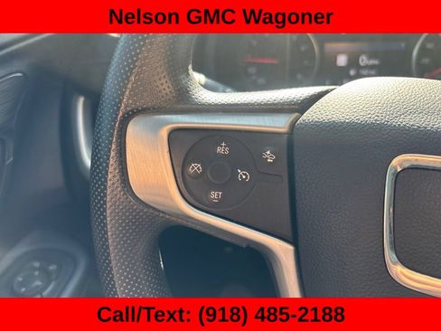 Used 2022 GMC Terrain SLE w/ Driver Convenience Package FWD image 14