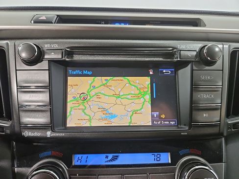 Used 2015 Toyota RAV4 XLE image 19