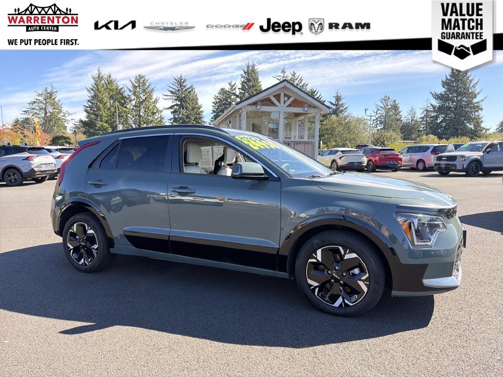 Used 2023 Kia Niro Wind w/ Wind Preserve Package FWD image 9