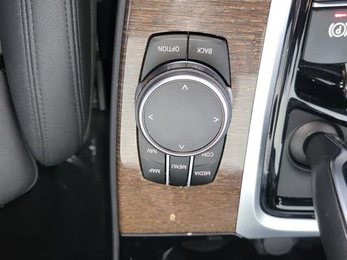 Used 2020 BMW X3 xDrive30e w/ Driving Assistance Package AWD/4WD image 25