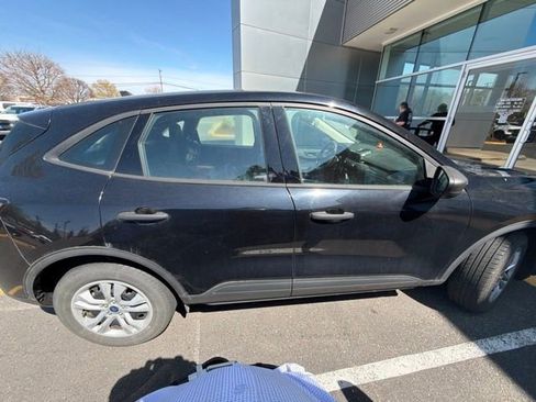 Used 2020 Ford Escape S image 9