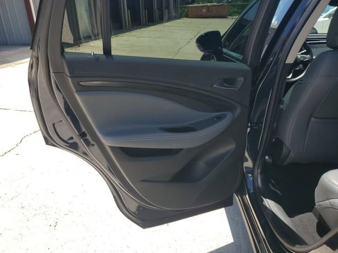 Used 2020 Buick Envision Essence w/ LPO, Interior Luxury Package FWD image 17